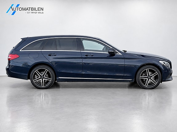 Mercedes-Benz C180 12 of 30