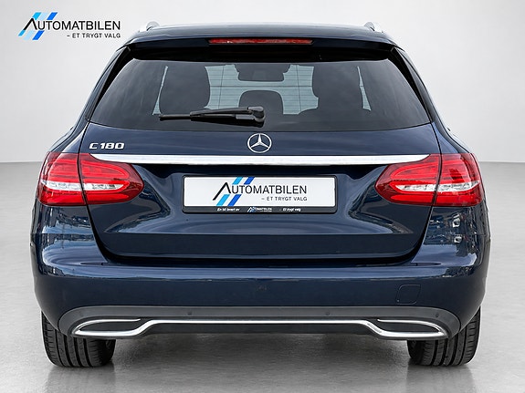 Mercedes-Benz C180 9 of 30