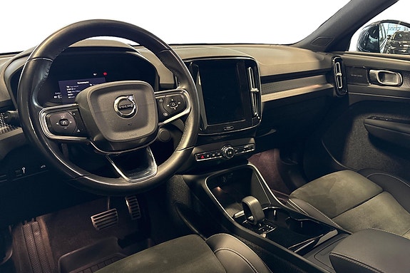 Volvo XC40 15 of 24