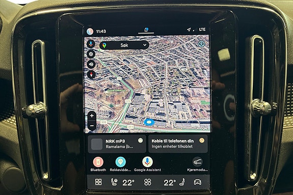 Volvo XC40 12 of 24