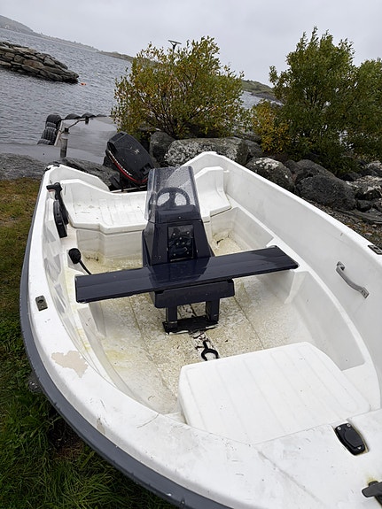 10 fots Terhi Microfun med 10 hk Mercury Viking 8 of 9