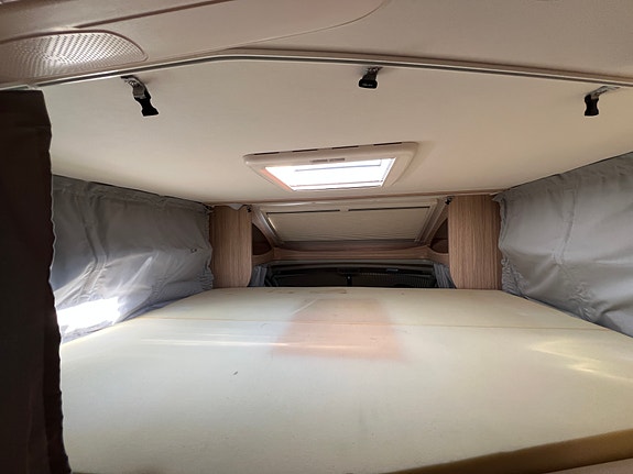 Sunlight T68, 9 tr. AUTOMAT, 2 ENKLE SENGER, KROK, AC bodel, SOLPANEL, TV ++ 21 of 30