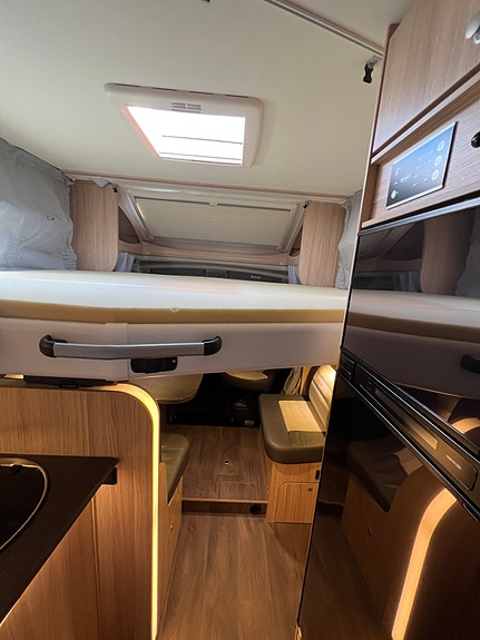 Sunlight T68, 9 tr. AUTOMAT, 2 ENKLE SENGER, KROK, AC bodel, SOLPANEL, TV ++ 23 of 30