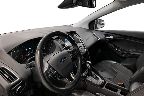 Ford Focus 2 of 14
