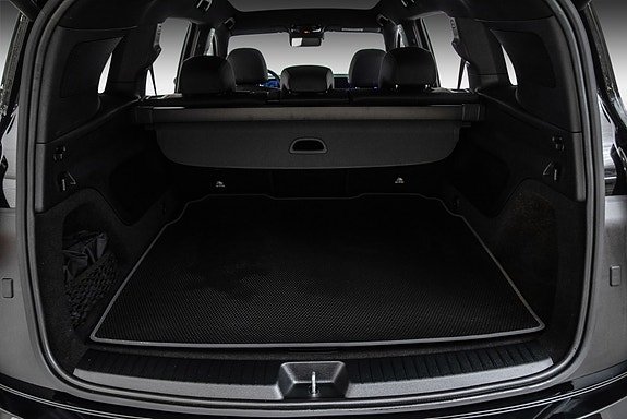 Mercedes-Benz GLB35 11 of 26