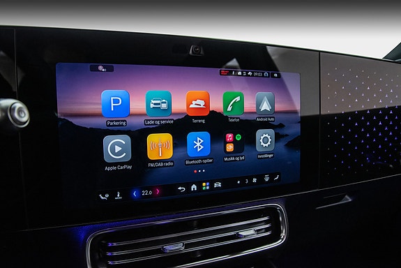 Mercedes-Benz GLB35 24 of 26