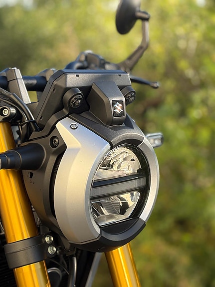 Suzuki GSX-8T 20 of 29