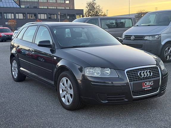 Audi A3 3 of 17
