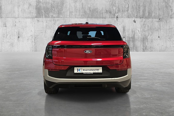 Ford Explorer 6 of 27