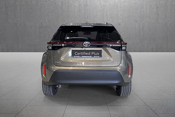 Toyota Yaris Cross 4 of 18