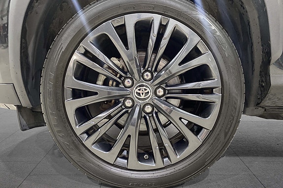 Toyota Yaris Cross 18 of 19