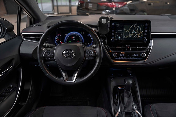 Toyota Corolla 23 of 27
