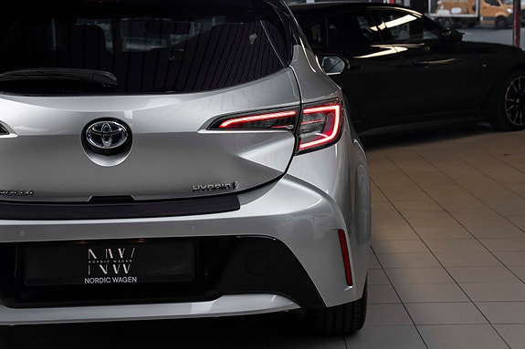 Toyota Corolla 9 of 27