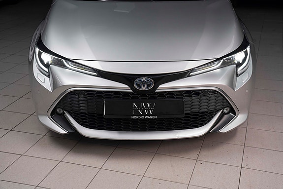 Toyota Corolla 5 of 27