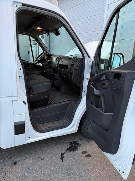 Opel Movano 7 of 12