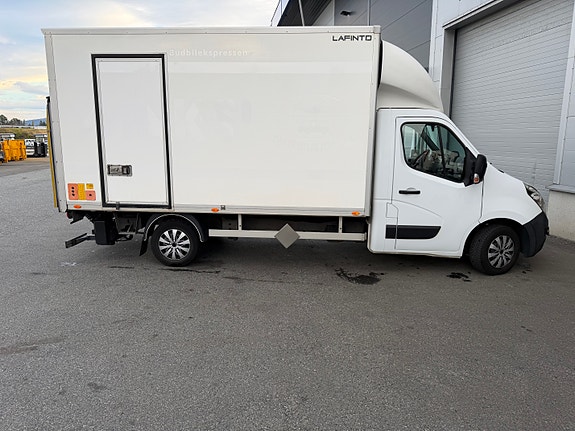 Opel Movano 2 of 12