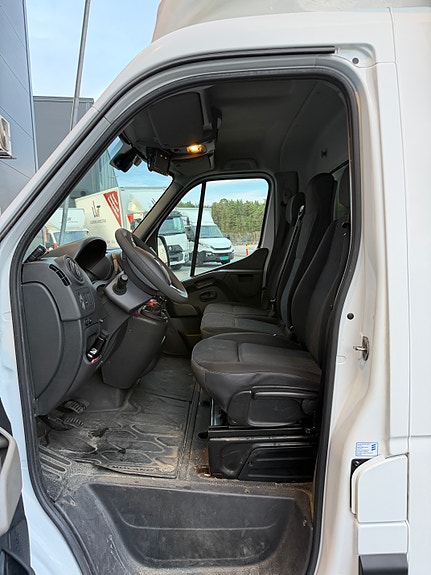 Opel Movano 6 of 12