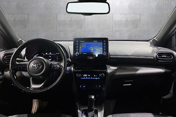 Toyota Yaris Cross 9 of 18