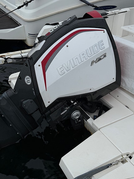 Evinrude G2 200H.O. 4 of 5