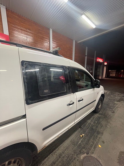 Volkswagen Caddy 7 of 15