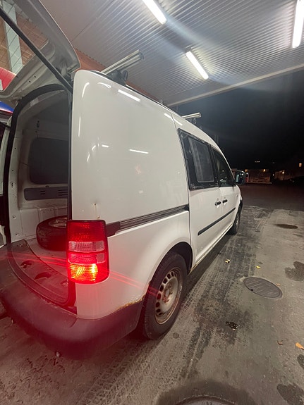 Volkswagen Caddy 9 of 15