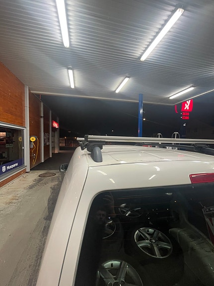 Volkswagen Caddy 10 of 15