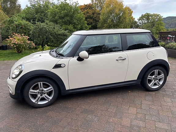 MINI Cooper 2 of 11