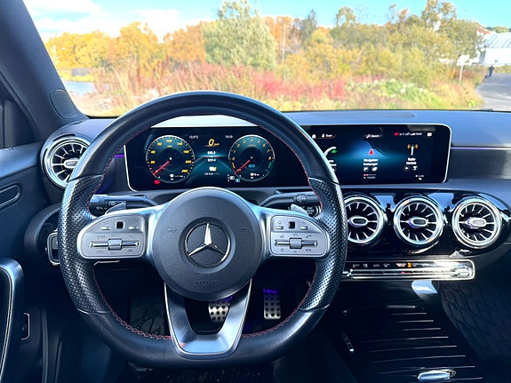 Mercedes-Benz A250 e 8 of 20