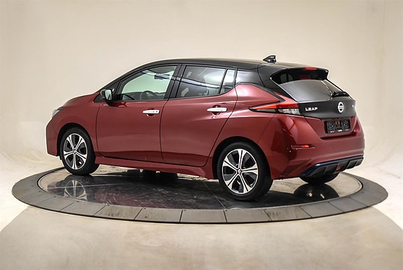 Nissan Leaf 8 of 30