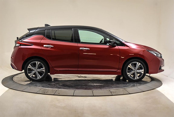 Nissan Leaf 5 of 30