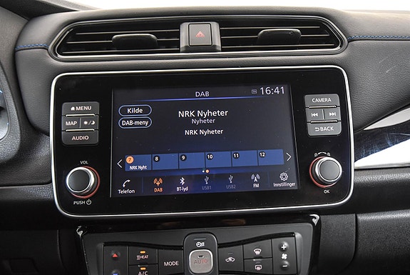 Nissan Leaf 27 of 30
