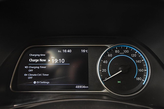 Nissan Leaf 22 of 30