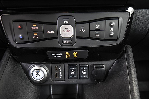Nissan Leaf 18 of 30