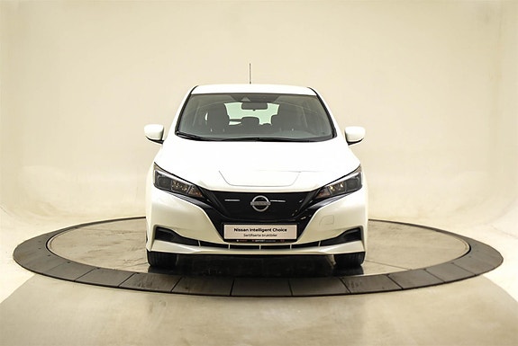 Nissan Leaf 5 of 27