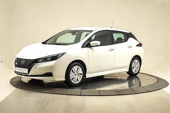 Nissan Leaf 9 of 27
