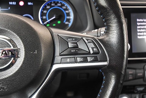Nissan Leaf 15 of 27