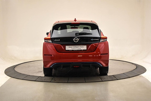 Nissan Leaf 7 of 27