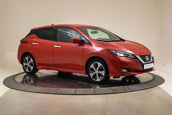 Nissan Leaf 4 of 27
