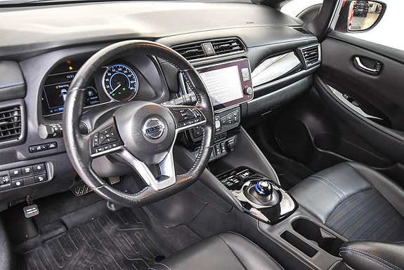 Nissan Leaf 11 of 27
