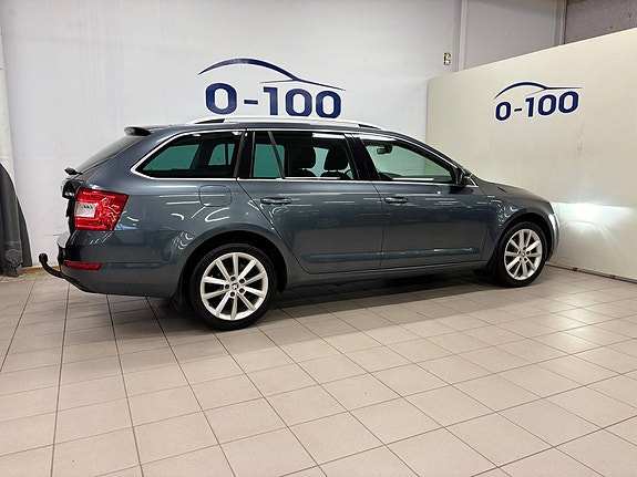 Skoda Octavia 8 of 30