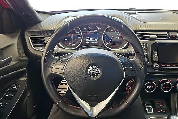 Alfa Romeo Giulietta 9 of 25