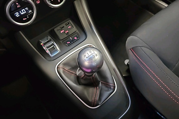 Alfa Romeo Giulietta 14 of 25