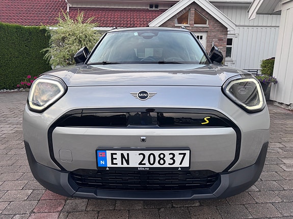 MINI Aceman SE 4 of 30