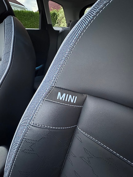 MINI Aceman SE 30 of 30