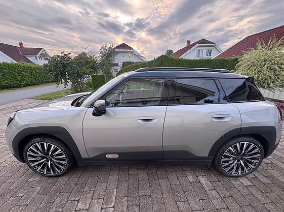 MINI Aceman SE 2 of 30