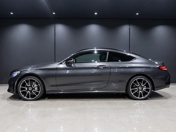 Mercedes-Benz C200 3 of 15