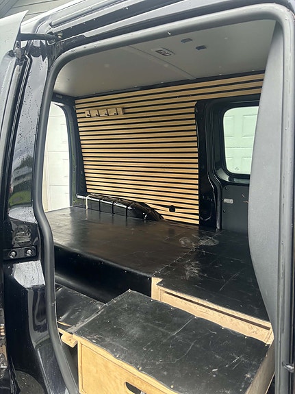 Volkswagen Caddy Maxi 7 of 15