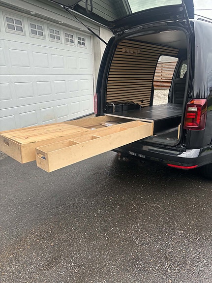 Volkswagen Caddy Maxi 10 of 15