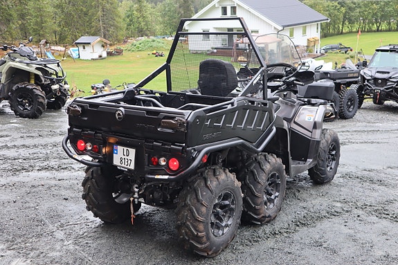 Can-Am Outl Max SW XU+ 1000 4 of 5