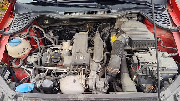 Volkswagen Polo 10 of 16